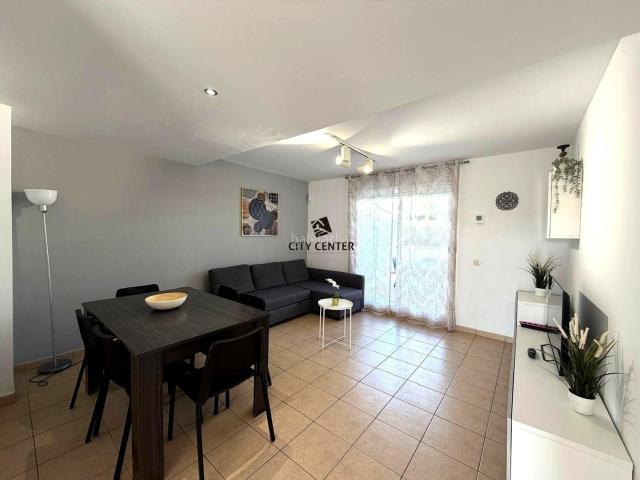 Casa adosada en venta en Adeje, Playa Fañabé Alto. SE VENDE BONITO ADOSADO. Casas adosadas.