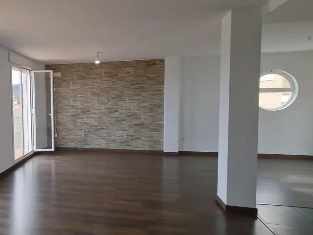 Casa adosada en Venta en Ador