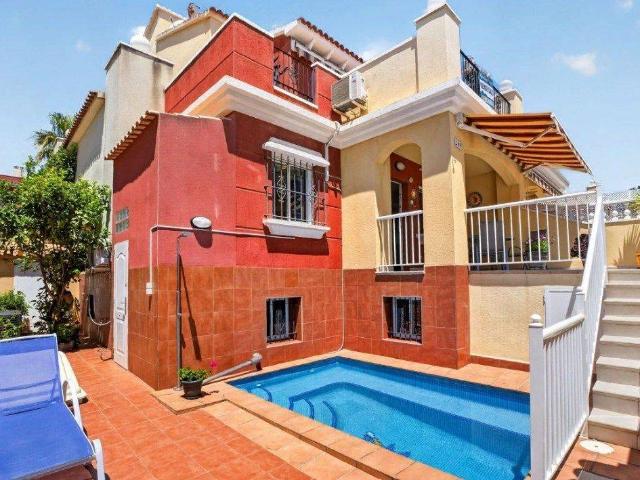 Casa adosada en Venta en Aguas Nuevas