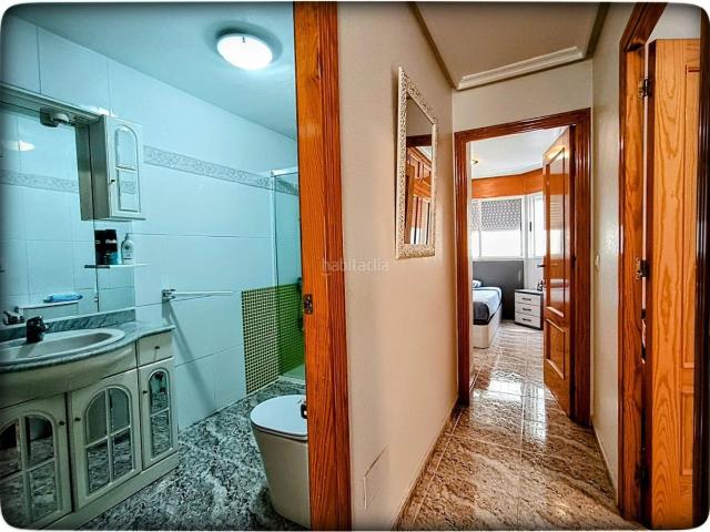 Casa adosada en venta en Águilas, Casco Antiguo. Impresionante Adosado en el Paseo de Parra, Águilas por solo 186.500. Casas adosadas.