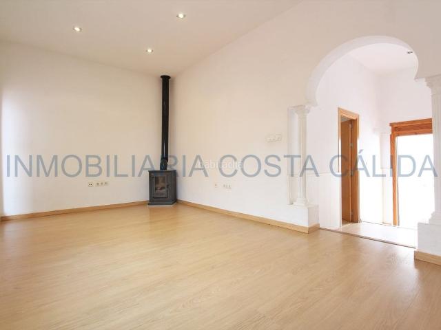 Casa adosada en venta en Águilas, Casco Antiguo. REFERENCIA 1855. Coqueta casa de pueblo a un paso del centro de Águilas. Casas adosadas.