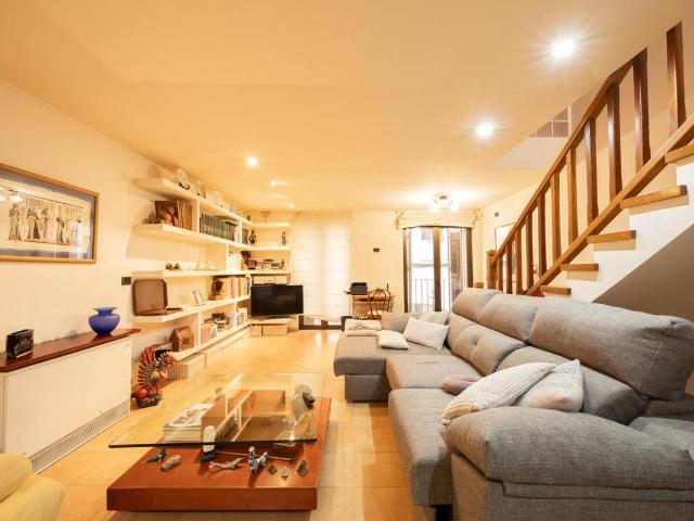 Casa adosada en Venta en Agullana