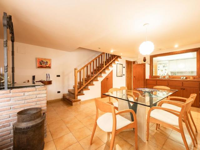 Casa adosada en venta en Agullana. Encantadora casa de pueblo en el corazón de Agullana. Casas adosadas.