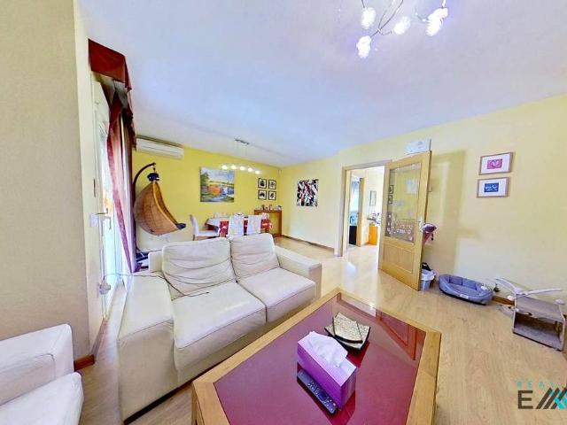 Casa adosada en Venta en Altos del Olivar El Caracol