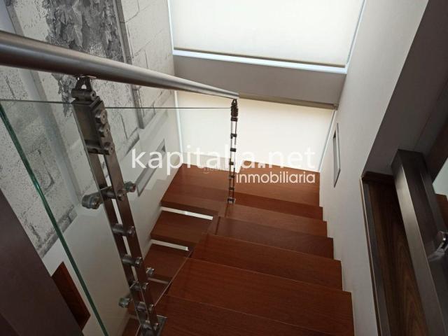 Casa adosada en venta en Albaida. Espectacular Adosado a la venta en Albaida. Casas adosadas.