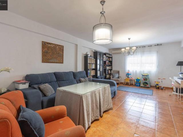 Casa adosada en Venta en Albolote