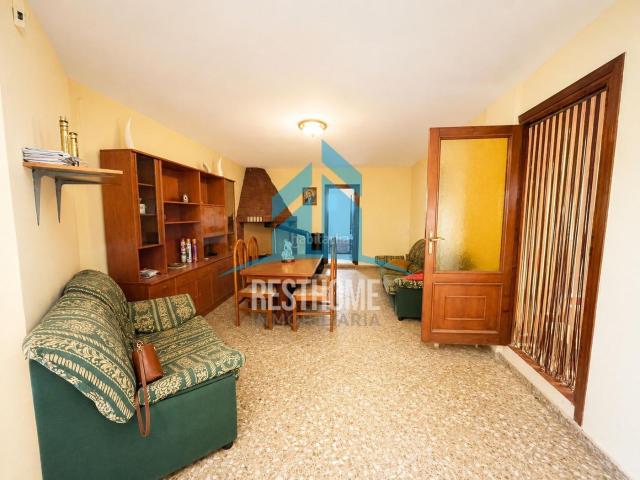 Casa adosada en venta en Alborea. OPORTUNIDAD CASA EN ALBOREA. Casas adosadas.