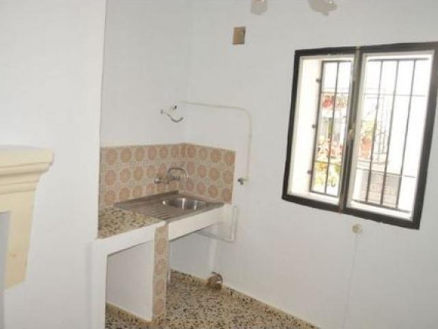 casa adosada en Venta en AlbuÃ±uelas. QTOT T471