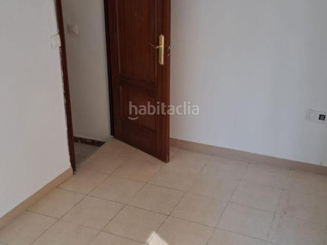 Casa adosada en venta en Alcalá de Guadaira, La Paz. Venta de vivienda Adosada en Alcalá de Guadaira. Casas adosadas Alcalá de.