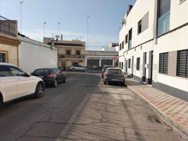 Casa adosada en venta en Alcalá de Guadaira, La Paz. Casas adosadas Alcalá de.