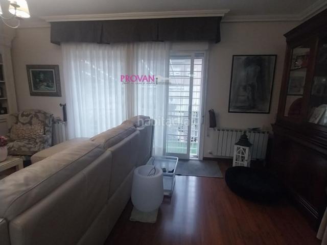 Casa adosada en venta en Alcalá de Henares, Rinconada. CHALET ADOSADO EN NUEVA RINCONADA CON 3 DORMITORIOS, 2 BAÑOS Y ASEO, SOTANO Y BUHARDILLA. Casas adosadas Alcalá de.