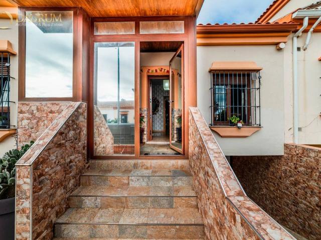 Casa adosada en Venta en Alcalá del Río