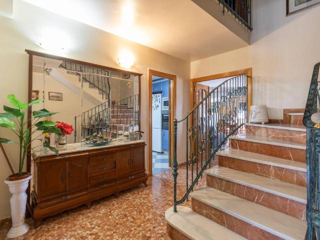 Casa adosada en Venta en Alcalá la Real