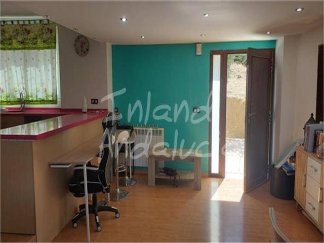 Casa adosada en Venta en Alcalá la Real