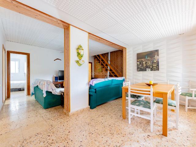 Casa adosada en venta en Alcalalí. Vivienda unifamiliar pensada para disfrutar. Casas adosadas.