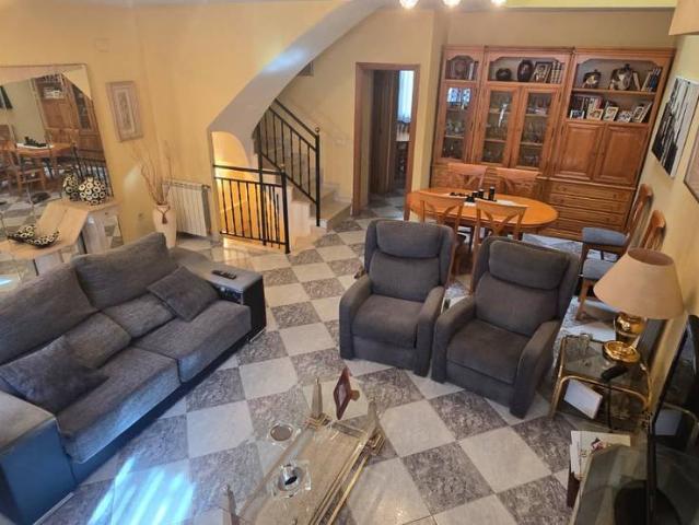 Casa adosada en Venta en Alcàsser
