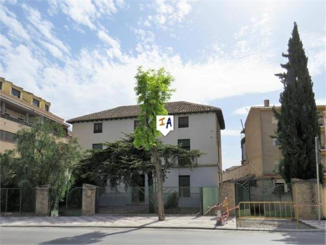 Casa adosada en Venta en Alcaudete