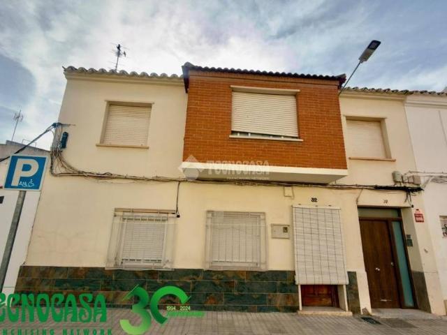 Casa adosada en Venta en Alcázar de San Juan
