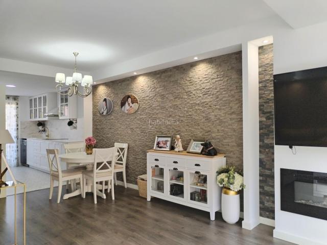 Casa adosada en venta en Alcoi, Zona Nord. CASA UNIFAMILIAR ADOSADA EN VENTA. Casas adosadas.