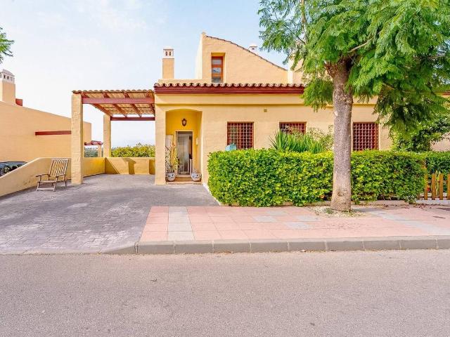 Casa adosada en Venta en Alcorrín