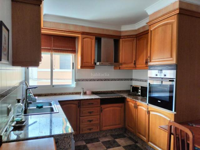 Casa adosada en venta en Alcúdia de Crespins l´. CASA ADOSADA CON TRES TERRAZAS DOS GARAJES LISTA PARA ENTRAR A VIVIR. Casas adosadas Alcúdia de Crespins.