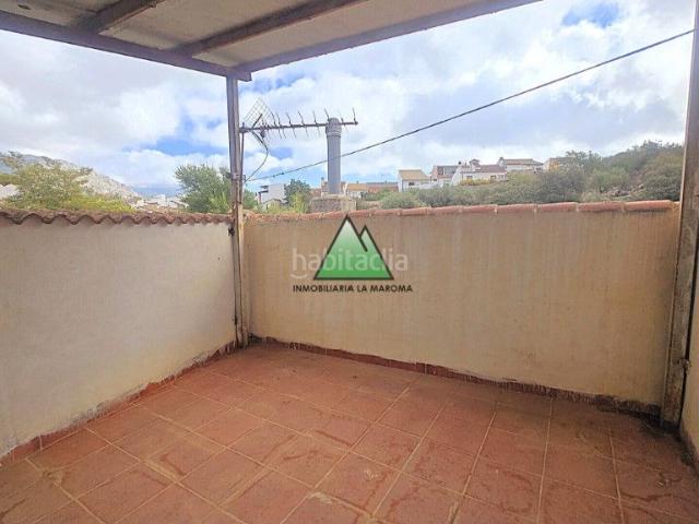 Casa adosada en venta en Alfarnate. OPORTUNIDAD EN LA ALTA AXARQUÍA!. Casas adosadas.