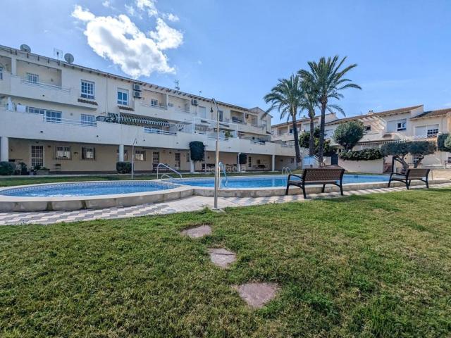 Casa adosada en venta en Alfàs del Pi l´, L´Albir. Espacioso Chalet Adosado en Venta en El Albir. Casas adosadas Alfàs del Pi.