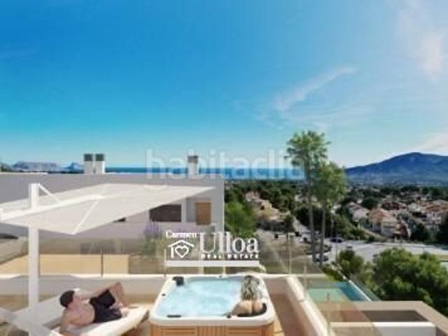 Casa adosada en venta en Alfàs del Pi l´, Pueblo Ubanizaciones. ADOSADO EN ESQUINA, LUMINOSO Y CON VISTAS DESPEJADAS. Casas adosadas Alfàs del Pi.