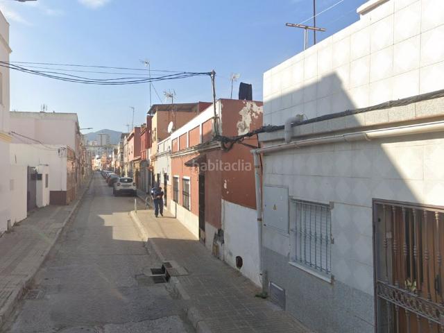 Casa adosada en venta en Algeciras, Pescadores Saladillo. Casas adosadas.