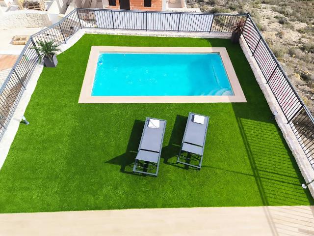 Casa adosada en Venta en Algorfa