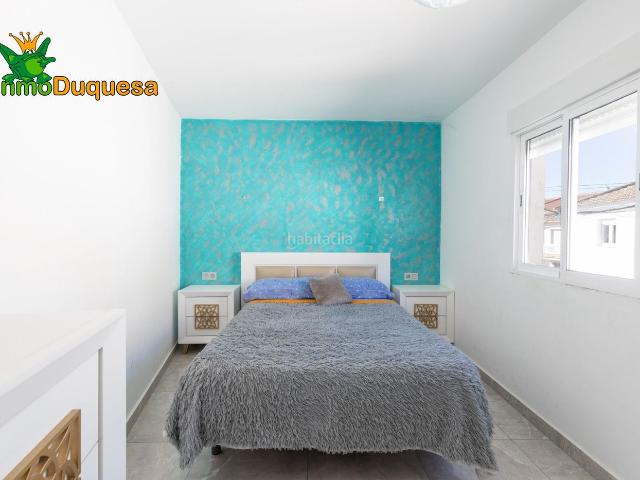 Casa adosada en venta en Alhendín, Ayuntamiento. REBAJADA Casa en esquina REFORMADA en Alhendín. Casas adosadas.