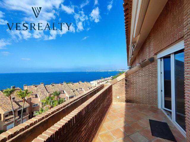 Casa adosada en venta en Alicante, Cabo de las Huertas. Casas adosadas.