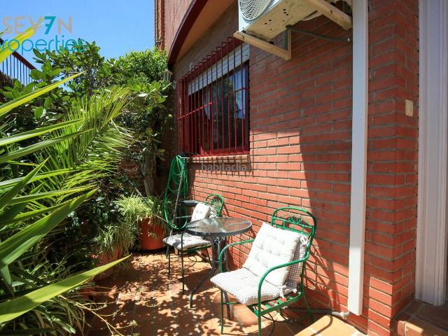 Casa adosada en venta en Alicante, Cabo de las Huertas. en AlicanteAlacant. Casas adosadas.
