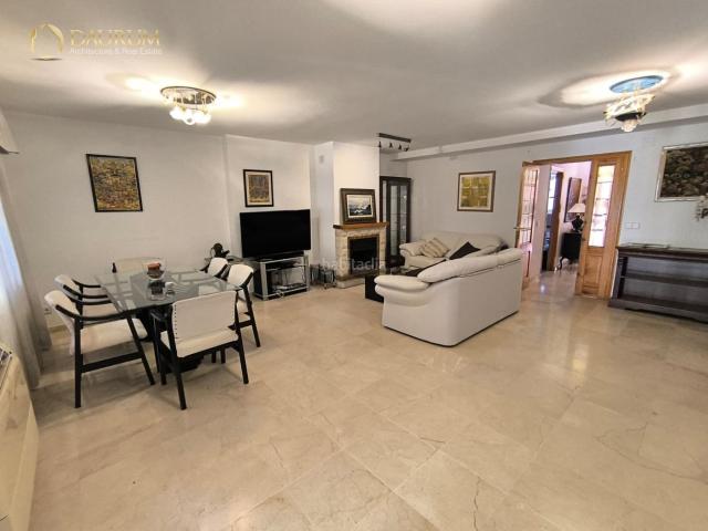 Casa adosada en venta en Alicante, Albufereta. MARAVILLOSO ADOSADO EN VENTA DE 4 HABITACIONES EN LA ALBUFERETA. Casas adosadas.