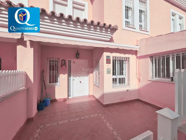 Casa adosada en venta en Alicante, Alicante Golf. Adosado en venta en Golf, 5 dormitorios. Casas adosadas.