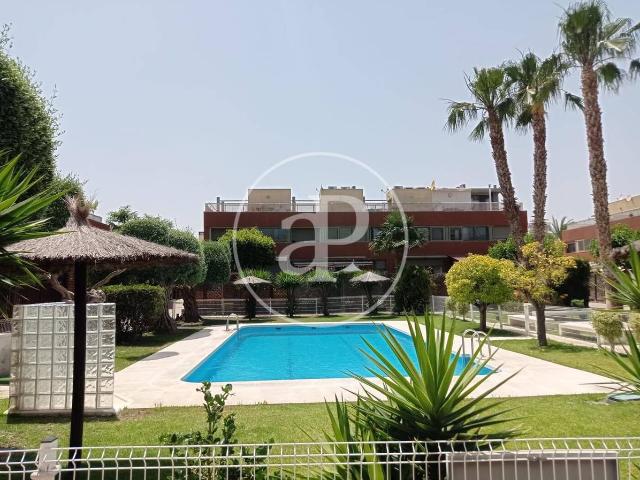 Casa adosada en Venta en Alicante Golf
