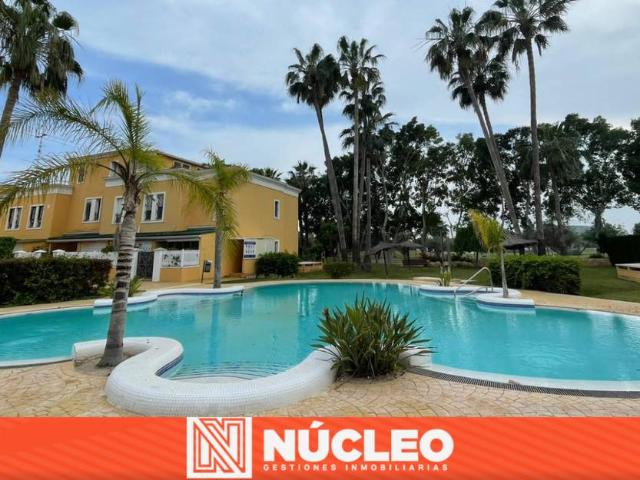 Casa adosada en Venta en Alicante Golf