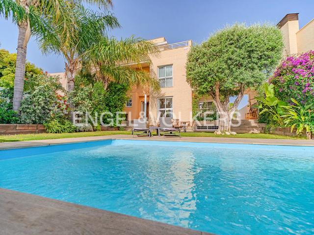 Casa adosada en Venta en Alicante Golf
