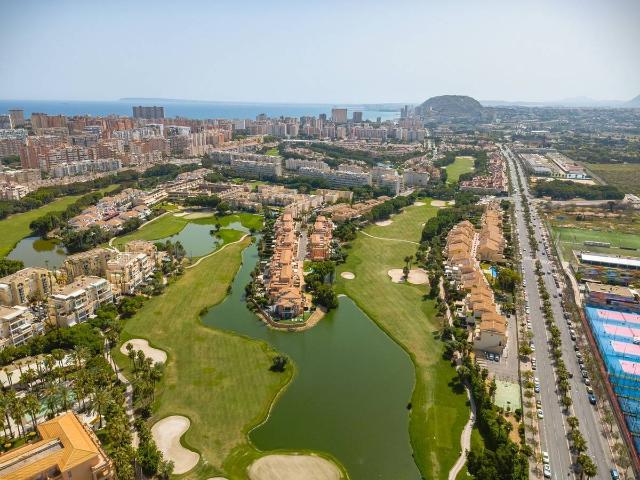 Casa adosada en Venta en Alicante Golf