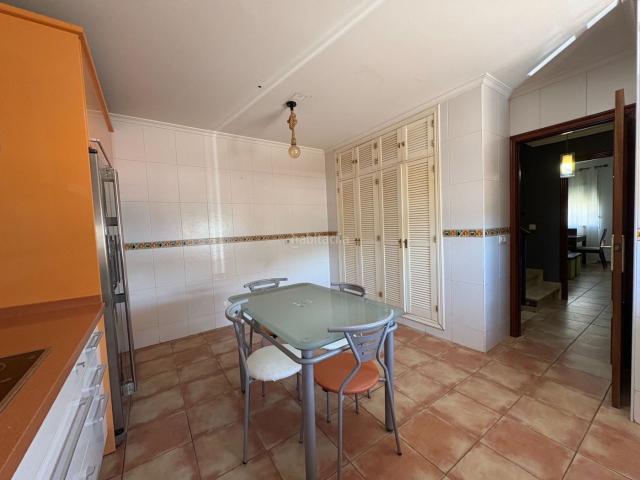 Casa adosada en venta en Aljaraque, Núcleo Urbano. Casas adosadas.