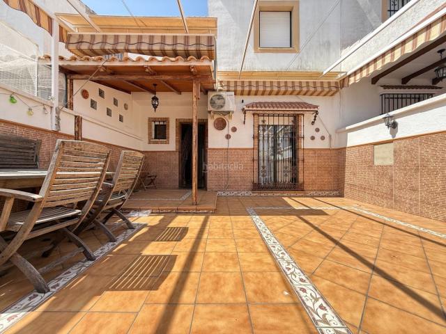 Casa adosada en venta en Aljaraque, Núcleo Urbano. Casas adosadas.