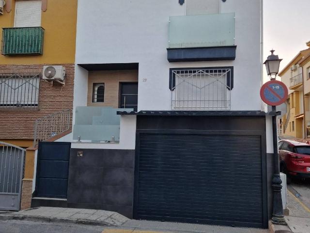 Casa adosada en Venta en Aljomahima Ermita