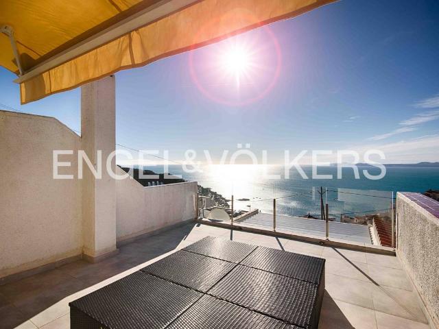 Casa adosada en Venta en Almadrava Canyelles Puig Rom