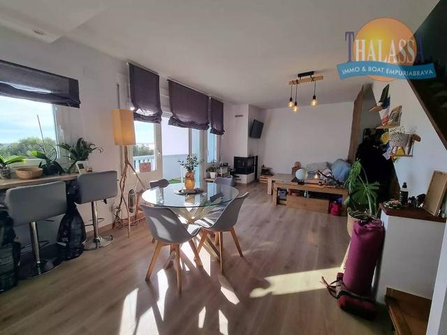 Casa adosada en Venta en Almadrava Canyelles Puig Rom
