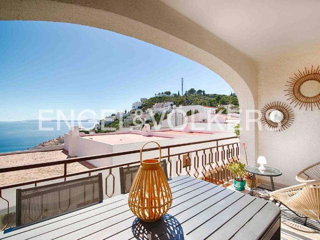 Casa adosada en Venta en Almadrava Canyelles Puig Rom