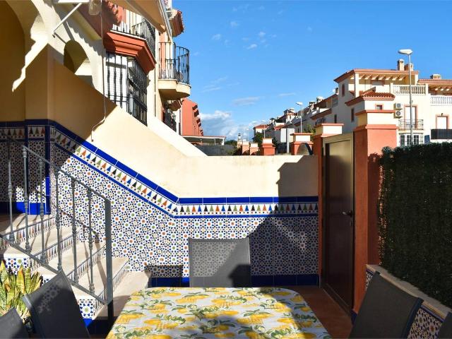 Casa adosada en Venta en Almayate