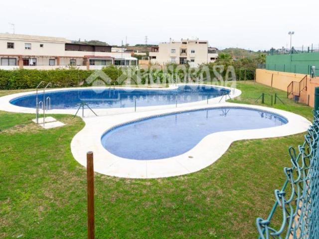 Casa adosada en Venta en Almayate