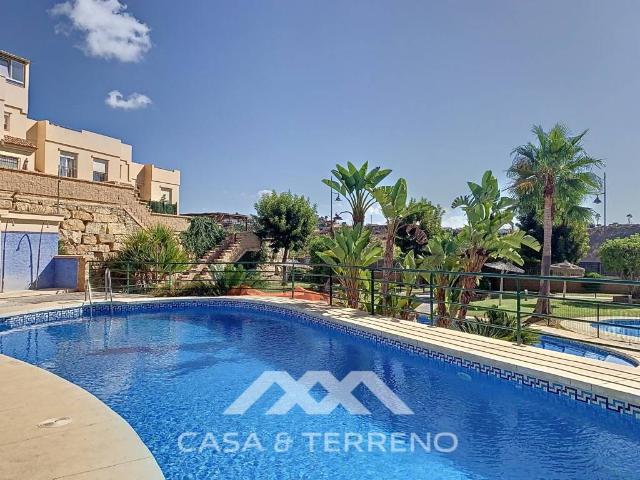 Casa adosada en Venta en Almayate