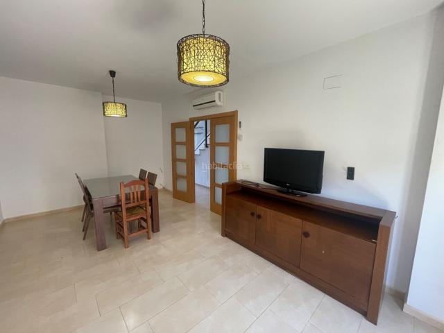 Casa adosada en venta en Almendralejo. Casas adosadas.