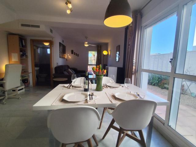 Casa adosada en venta en Almería, El Toyo. Venta de Exclusivo Chalet Pareado en El ToyoRetamar. Casas adosadas.